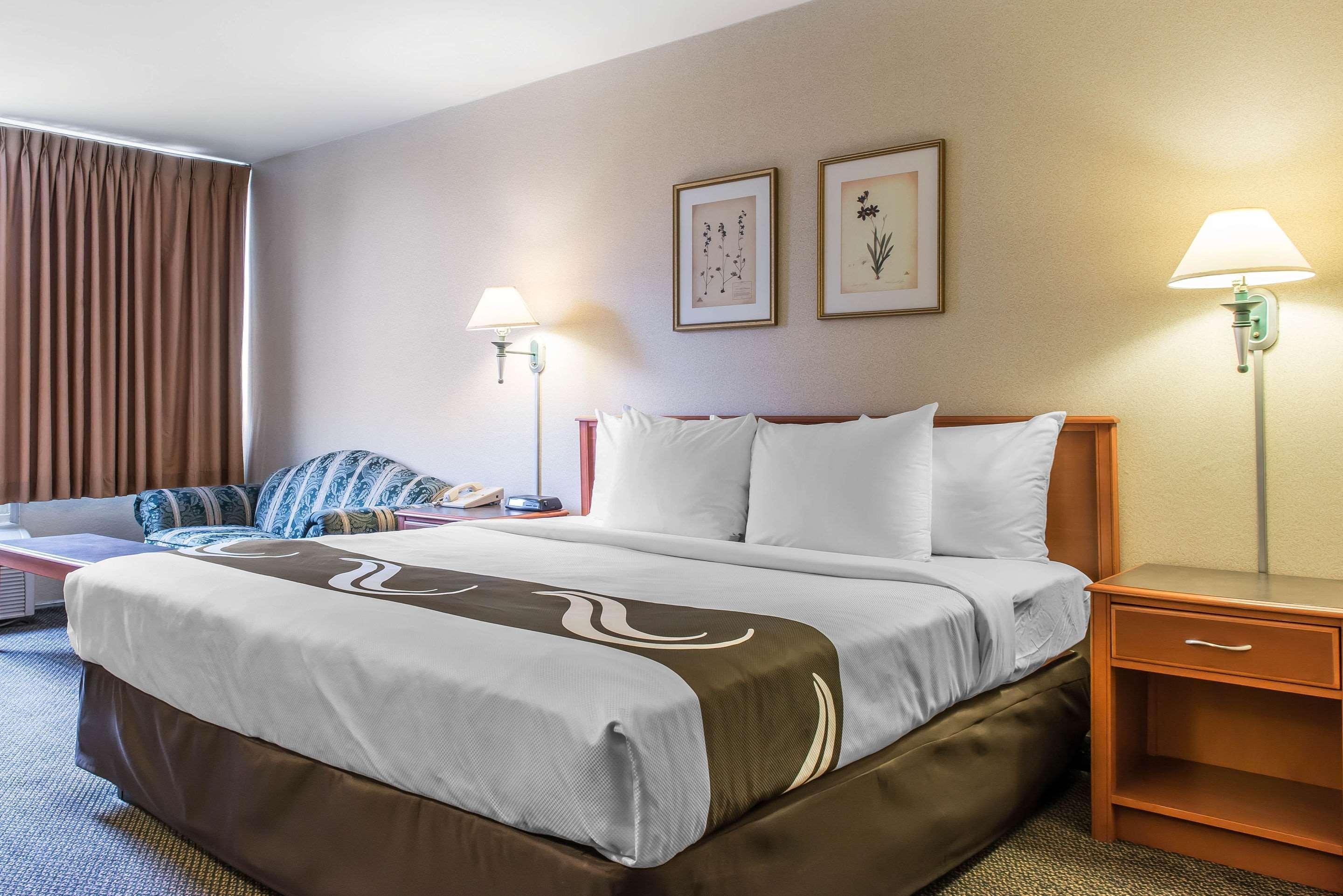 Quality Inn Hermitage Экстерьер фото
